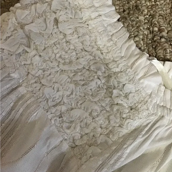 Women’s size large for the republic fancy top/blouse - Picture 5 of 8